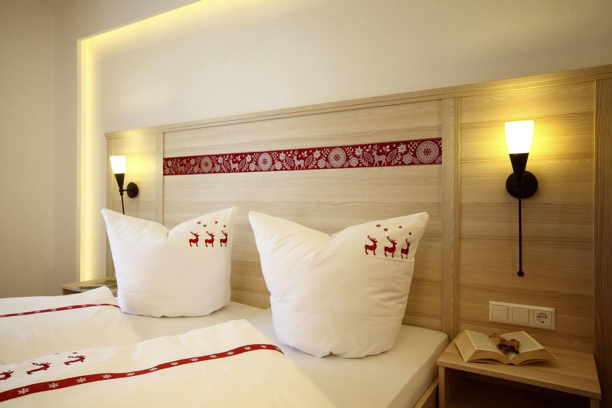 אולסברג Hotel Garni Dorfkammer מראה חיצוני תמונה