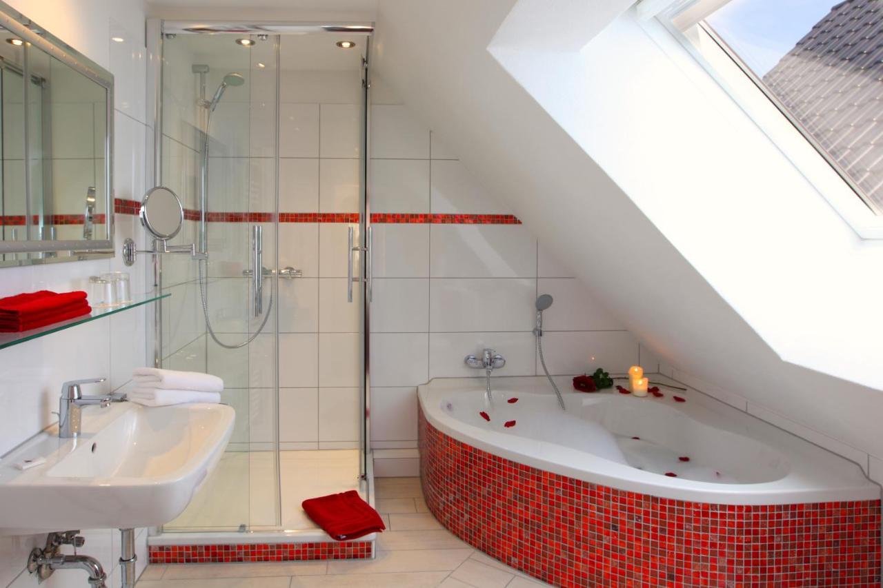 אולסברג Hotel Garni Dorfkammer מראה חיצוני תמונה